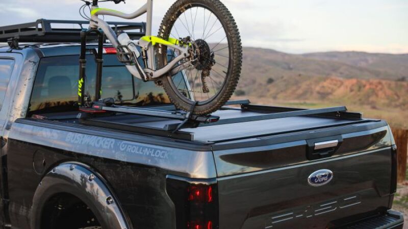 Roll-N-Lock 71.5in Bed Qwikrak Recreational Bars for 2016-2019 Toyota Tacoma - view 5