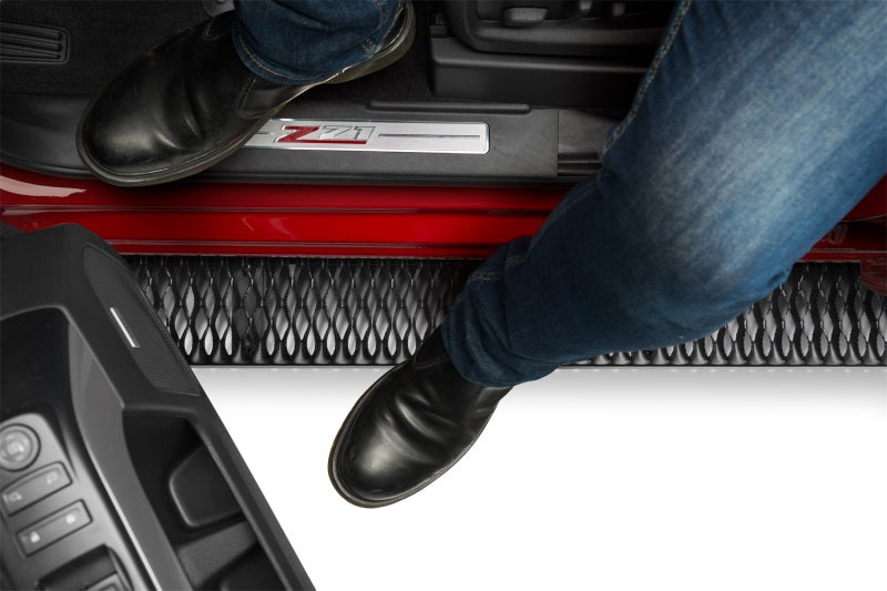 N-Fab Growler Fleet Running Boards, Cab Length - 2007-2019 Silverado/Sierra Extended Cab - N-Fab part GFC07QC-TX view 3