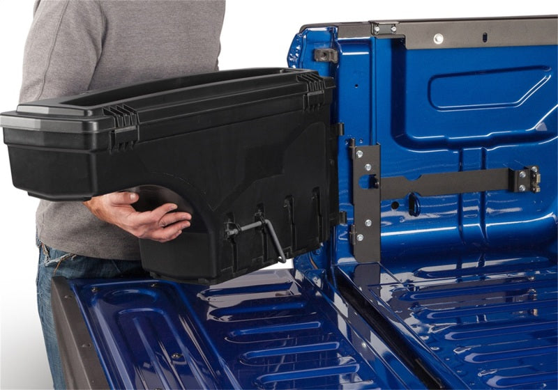 UnderCover Swing Case | 1999-2014 Ford F-150 Drivers Side 5