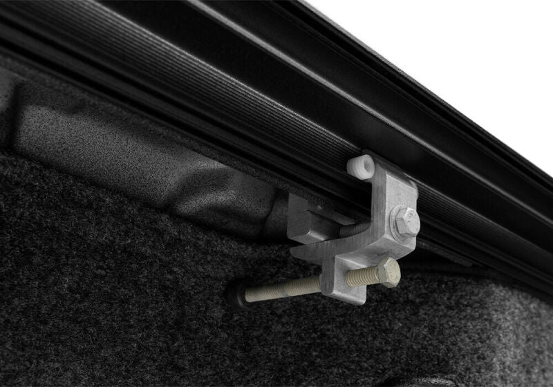 RetraxONE XR Retractable Tonneau Cover - 2019+ Silverado/Sierra 1500 5ft 9in Bed - Retrax part T-60481 view 5
