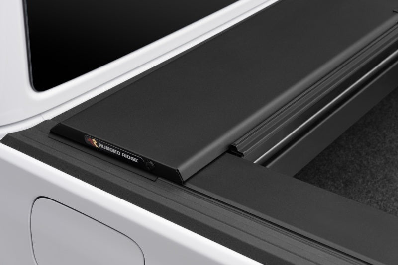 Rugged Ridge Armis Retractable Locking Bed Cover without Trail Rails for 2020-2021 Jeep Gladiator JT - view 4
