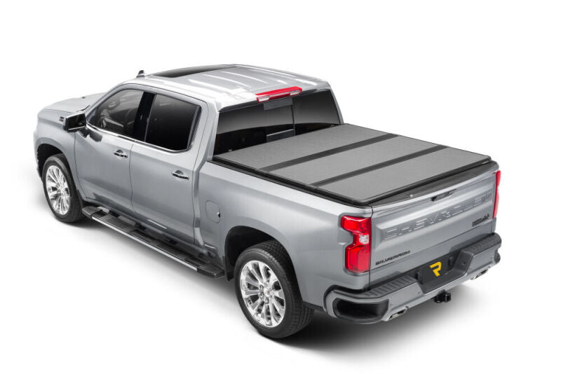 Extang Solid Fold ALX Hard Folding Tonneau Cover - 2014-2018 Silverado/Sierra 1500 5ft 9in Bed - Extang part 88445 view 2