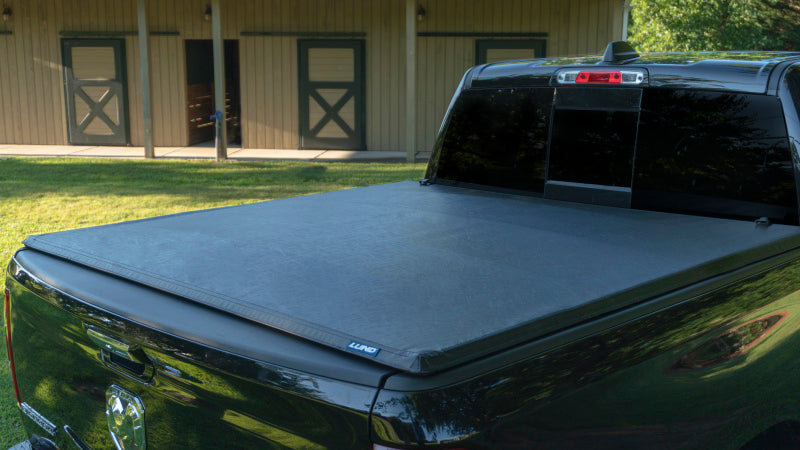 Lund 8ft. Bed Genesis Tri-Fold Tonneau Cover for 2014-2017 Chevy Silverado 1500 - Black - view 5