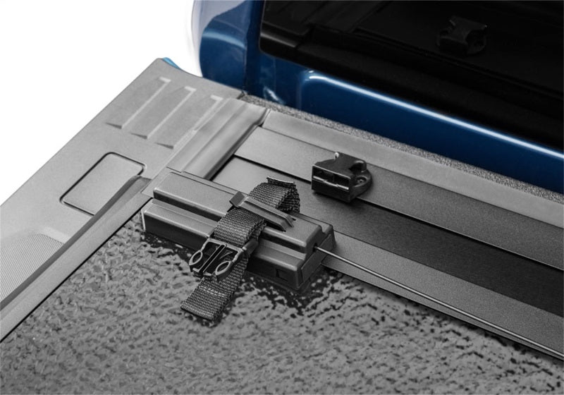 UnderCover Select Hard Folding Tonneau Cover 5