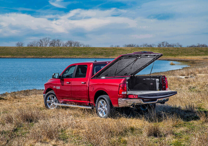 UnderCover Elite LX Hinged Tonneau Cover | 2025 Dodge Ram 4