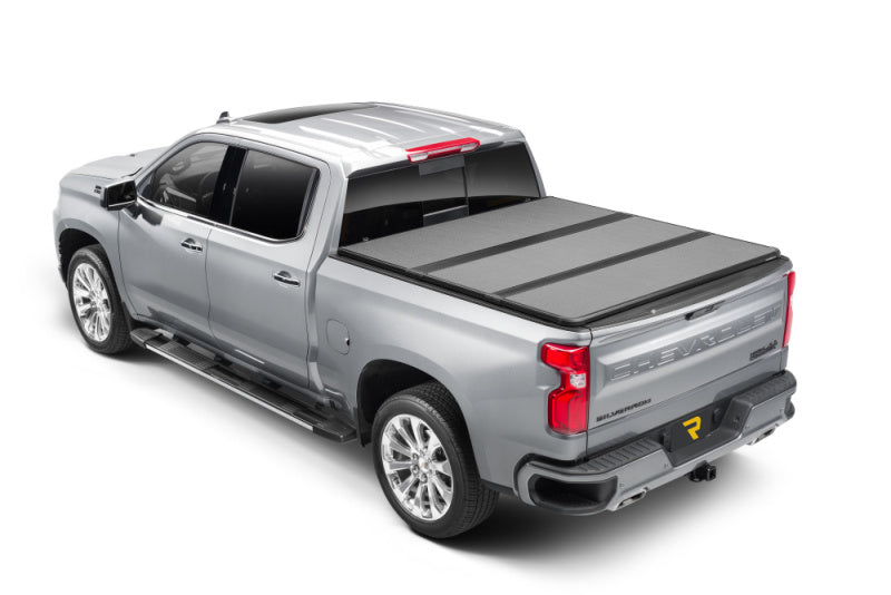 Extang Solid Fold ALX Hard Folding Tonneau Cover - 2014-2018 Silverado/Sierra 1500 5ft 9in Bed - Extang part 88445 view 3