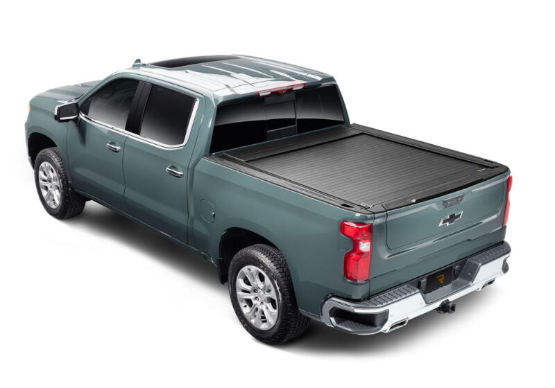 RealTruck Retractable Tonneau Cover ERC40FO16A0